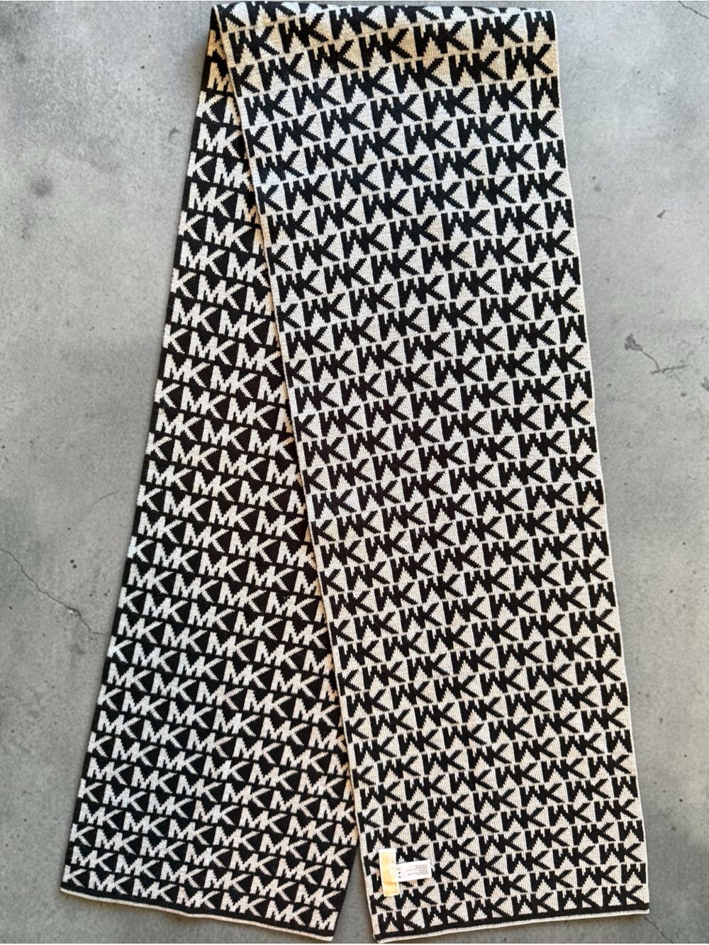 Michael Kors Black & White Silver Sparkle MK logo | EUC